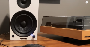 The Vinyl Attack! reviews the Fluance Ai41 and RT82