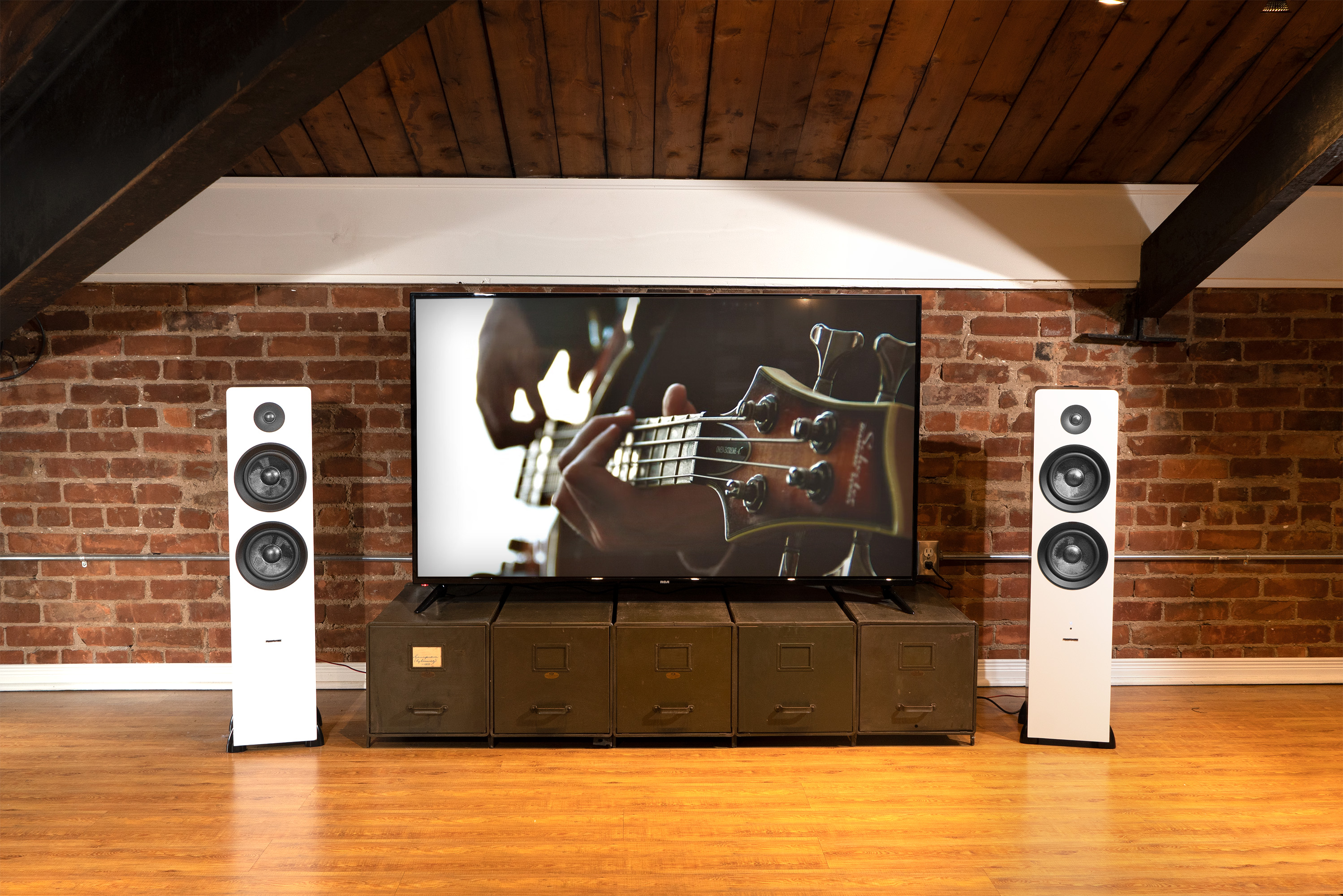 Ai81 Powered Floorstanding Speakers with Television
